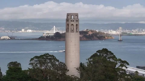 Aerial view of the Coit Tower scenery in San Francisco, California, USA Video stock 334373425