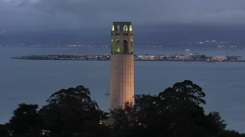 Aerial view of the Coit Tower scenery in San Francisco, California, USA Stockbeeldmateriaal 334373833