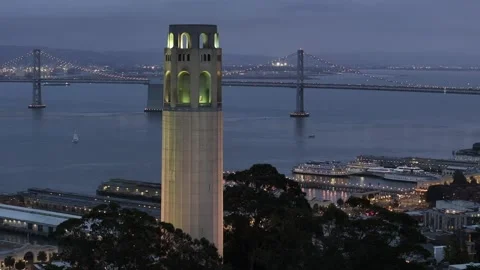 Aerial view of the Coit Tower scenery in San Francisco, California, USA Stockbeeldmateriaal 334373839