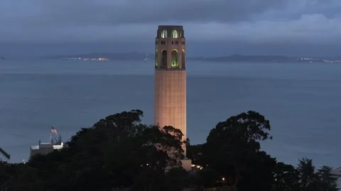 Aerial view of the Coit Tower scenery in San Francisco, California, USA Stockbeeldmateriaal 334373850