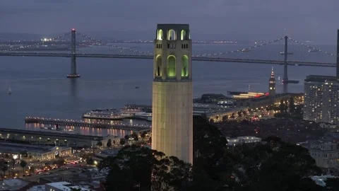 Aerial view of the Coit Tower scenery in San Francisco, California, USA Stockbeeldmateriaal 334373997