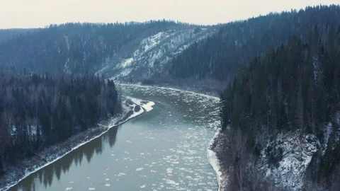 Aerial view of the cold river, rocks and forest in early winter 스톡 동영상 146476484
