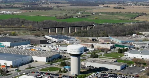 Aerial View of a Commuter Train on Trestle Bridge in Halton Hills Ontario 스톡 동영상 307880297