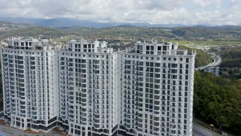 Aerial view. Construction of new multi-storey buildings in a residential area of Vidéo 162257589
