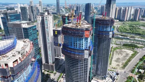 Aerial view of the construction site of The Sharp Songdo Arc Bay Apartment i Vídeo Stock 289375684