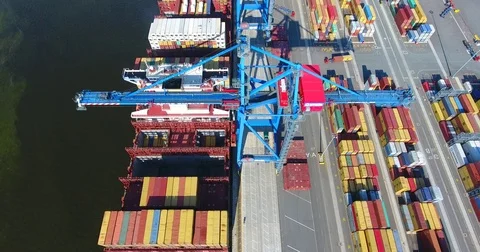 Aerial view of container ship anchored in the port and loaded with containers -1 Vídeo Stock 80506374