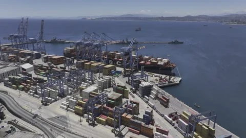 Aerial view of container terminal operations at the Valparaíso Port, Chile Видео 346584467