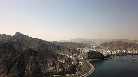 Aerial view of the corniche and the old town of Mutrah, Muscat, Sultanate Video stock 102501725
