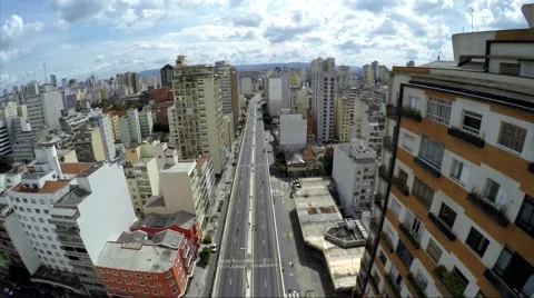 Aerial view of Costa e Silva Elevated Road (Minhocao) in Sao Paulo, Brazil Vídeos de archivo 49457591
