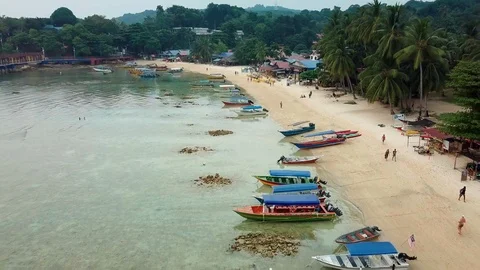 Aerial view of crystal clear waters at Perhentian Islands Vídeo Stock 103067065