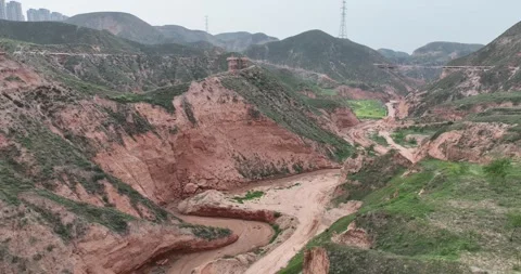 Aerial View Of Danxia Red Sandstone Valley And Mountains Vidéo 312931054
