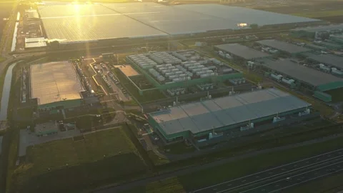 Aerial view of data center campus during sunrise 库存影片 331201288