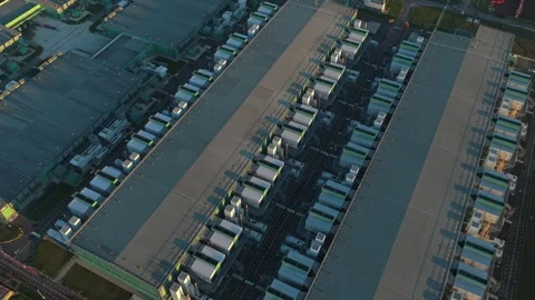 Aerial view of data center with cloud computing infrastructure Stock Footage 331201250
