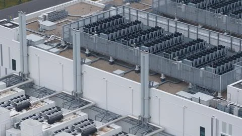 Aerial View of Data Center Rooftop Cooling Systems 스톡 사진
