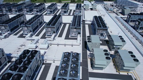 Aerial view of data center with ventilators, advanced technology cooling sy.. 動画素材 336512644