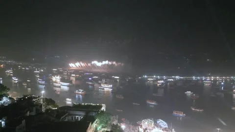 Aerial View of Dev Deepawali Festival Lights Fireworks on the Ghats of Varanasi, 스톡 동영상 340594959