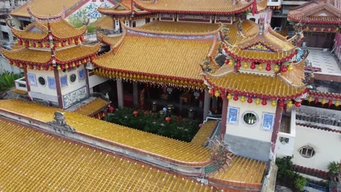 Aerial view devotee pray at Kek Lok Si Stock Footage 197011363