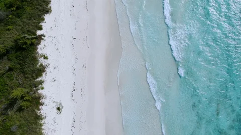 Aerial View of Diamond of Bahama Beach, Freeport, Grand Bahama, Bahamas Видео 104829863