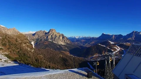 Aerial View of Dolomites (Alps) Mountains in Winter, Italy, 4K UHD Stockbeeldmateriaal 70986239