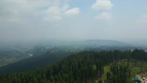 Aerial view of Doodhpathri, Budgam District, Kashmir Valley, Jammu and Kashmir 動画素材 336745119