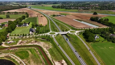 Aerial view of a double roundabout infrastructure in dutch landscape 库存影片 336594890