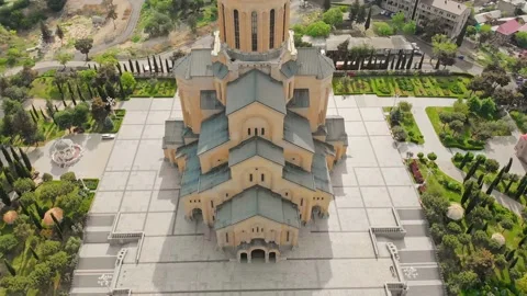 Aerial view down to Holy trinity cathedral Sameba architecture in Tbilisi. Ch 스톡 동영상 157837639