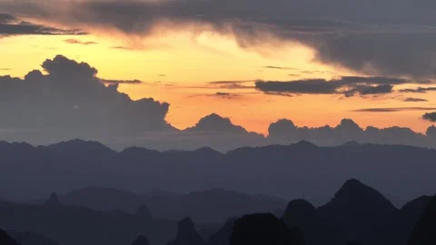 Aerial View Of Dramatic Sunset Over Karst Mountain Peaks In Yangshuo Vídeos de archivo 313059914