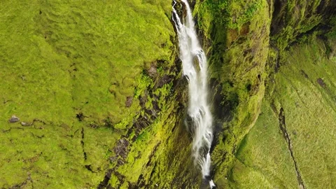 Aerial view of Drífandii, a high, thin waterfall in south Iceland. 動画素材 154460751