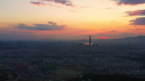Aerial view from  drone camera of Seoul, South Korea with a beautiful sunset sky Vídeos de archivo 252467164