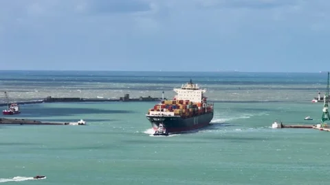 Aerial view by drone of a container ship in Le Havre seaport 05 스톡 동영상 330669359