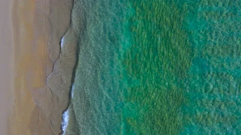 Aerial view of drone. Scene of top view beach and seawater on sandy beach in sum Vídeo Stock 172388738