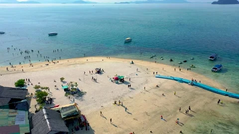 Aerial view of drone, Top view of Mini Island Turquoise Sea and White beach sand Vídeo Stock 147517478