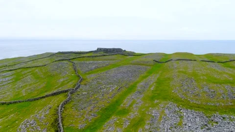 Aerial view of Dun Aonghasa or Dun Aengus ancient stone fort, Inishmore, Ireland 스톡 동영상 249608556