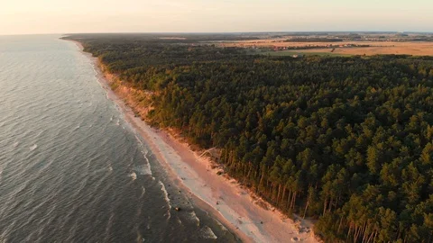 Aerial view of the Dutchman's Cap, the highest scarp in Lithuanian seaside 스톡 동영상 107948987