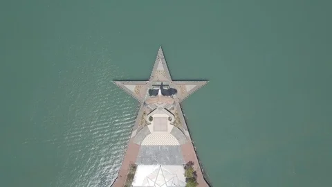 Aerial view of Eagle statue Dataran Helang on star square, Kuah town, Langkawi Video stock 121361353