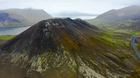 Aerial view of the easy access and beautiful Selvallafoss waterfall. Vídeos de archivo 251822825
