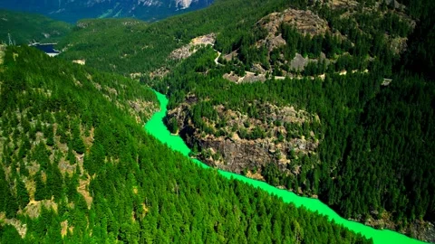 Aerial View of Emerald River and Diablo Lake, North Cascades Stockbeeldmateriaal 348337016