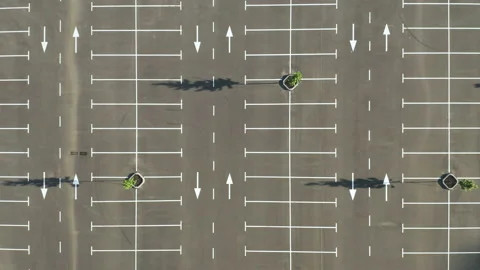 The aerial view on the empty parking lot Vídeos de archivo 134356718