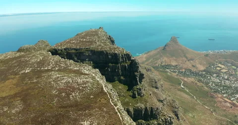 Aerial view. Epic Table Mountain Reveal. South Africa, Cape Town. Stock Footage 156649803