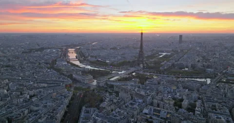 Aerial view of famous Eiffel Tower in Paris, France with twilight romantic sky. Stock Footage 274469880