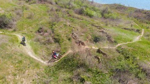 Aerial view of the final stage of the Enduro extreme race on the seashore in 4K. Stock Footage 90051154