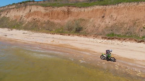 Aerial view of the final stage of the Enduro extreme race on the seashore in 4K. Stock Footage 90056400