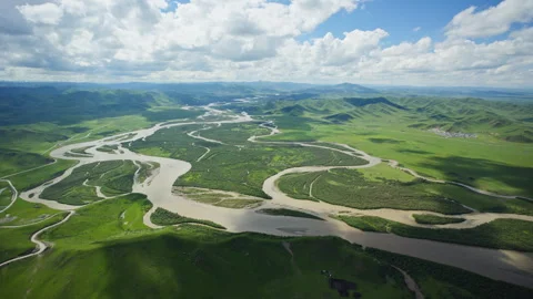 Aerial View of the First Bend of Yellow River in Ruoergai Grassland Wetland 스톡 동영상 346837202