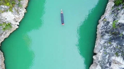 Aerial view, flight over Cheo lan lake, longtail on the lake. Stock Footage 139494024