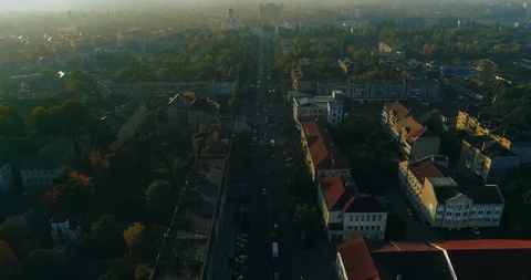 Aerial View: Flight over the streets at dawn, Uzhgorod, Ukraine 動画素材 92848209