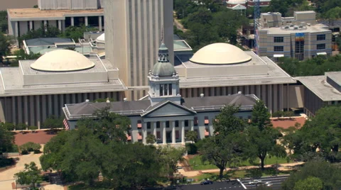 Aerial view of the Florida State Capitol building in Tallahassee. Shot in 2007. Stock Footage 59491055