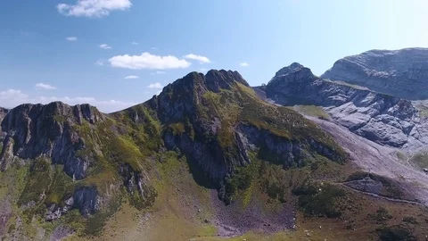 Aerial View. Flying over the mountain Aibga Krasnaya Polyana in Sochi. 動画素材 80229658