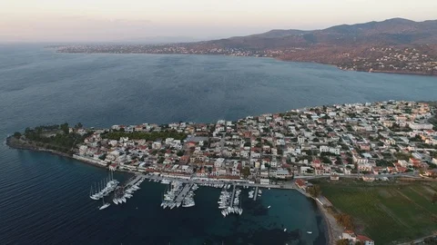 Aerial view. Flying over. Perdika harbor on Egina island in Greece. Vídeos de archivo 98202128
