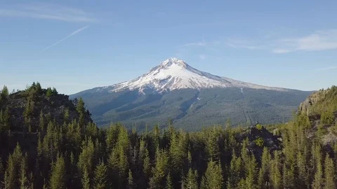Aerial view, forest and volcano during sunny day. Mount Hood, Oregon, USA Stock Footage 128920926