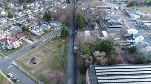 Aerial View Freight Train Gloucester New Jersey Heading to Camden Vídeos de archivo 73586455